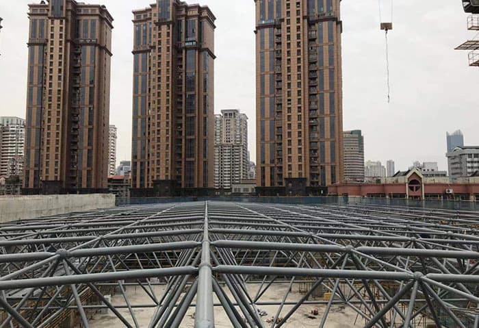 连云港螺栓球网架结构